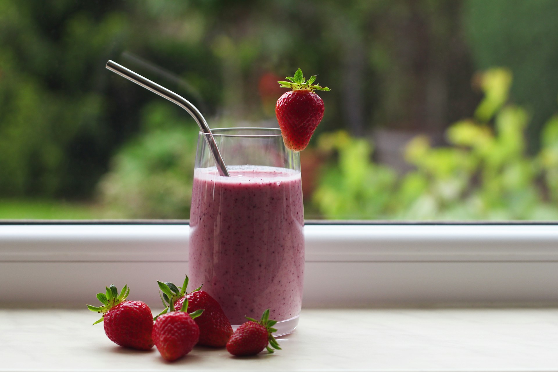 Healthy vegan smoothies with berry blend