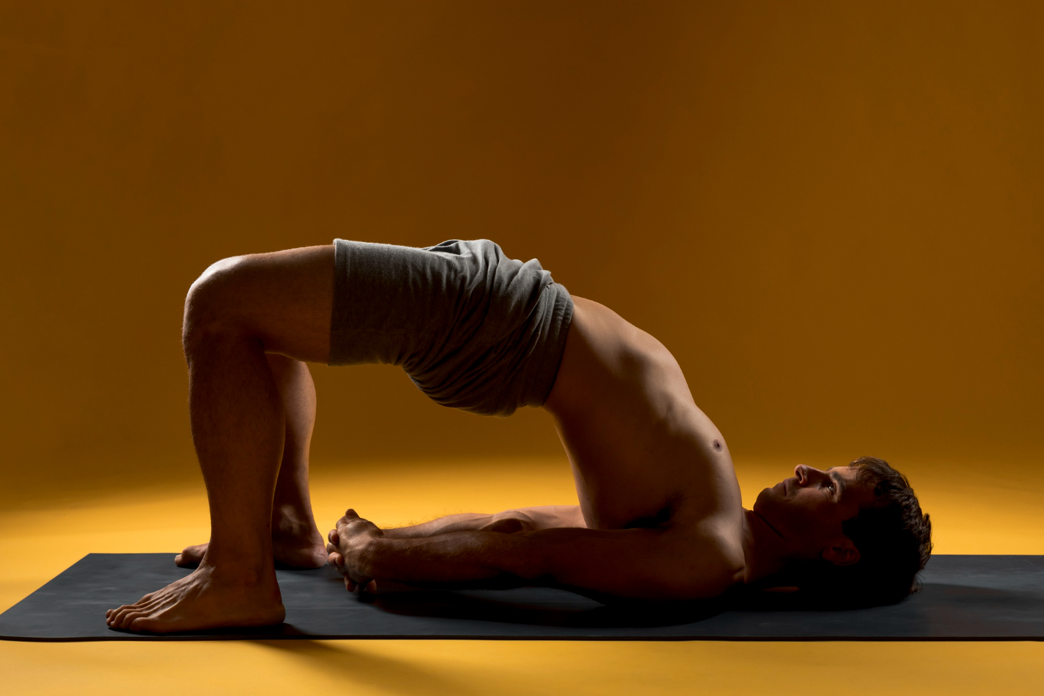 Back posture workouts with bridge exercise