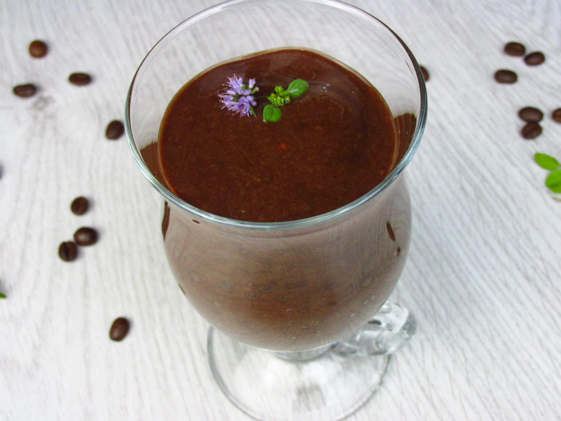 U.S. vegan smoothie ideas with chocolate